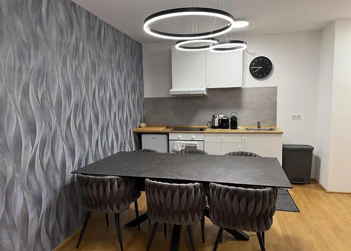Stylish Stadlau - Free Parking Apartment Vienna